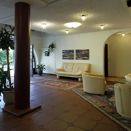 Hotel Al